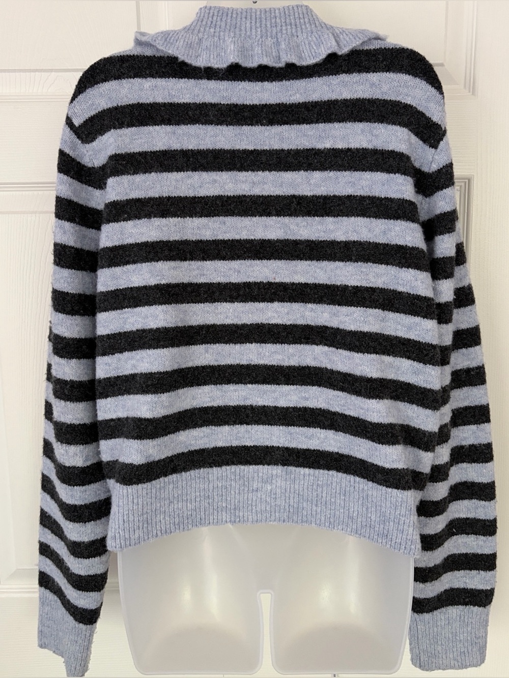Anthropologie Maeve Ainsley Ruffle-Collar Cardigan Sweater Gray Blue size XL - Picture 6 of 13